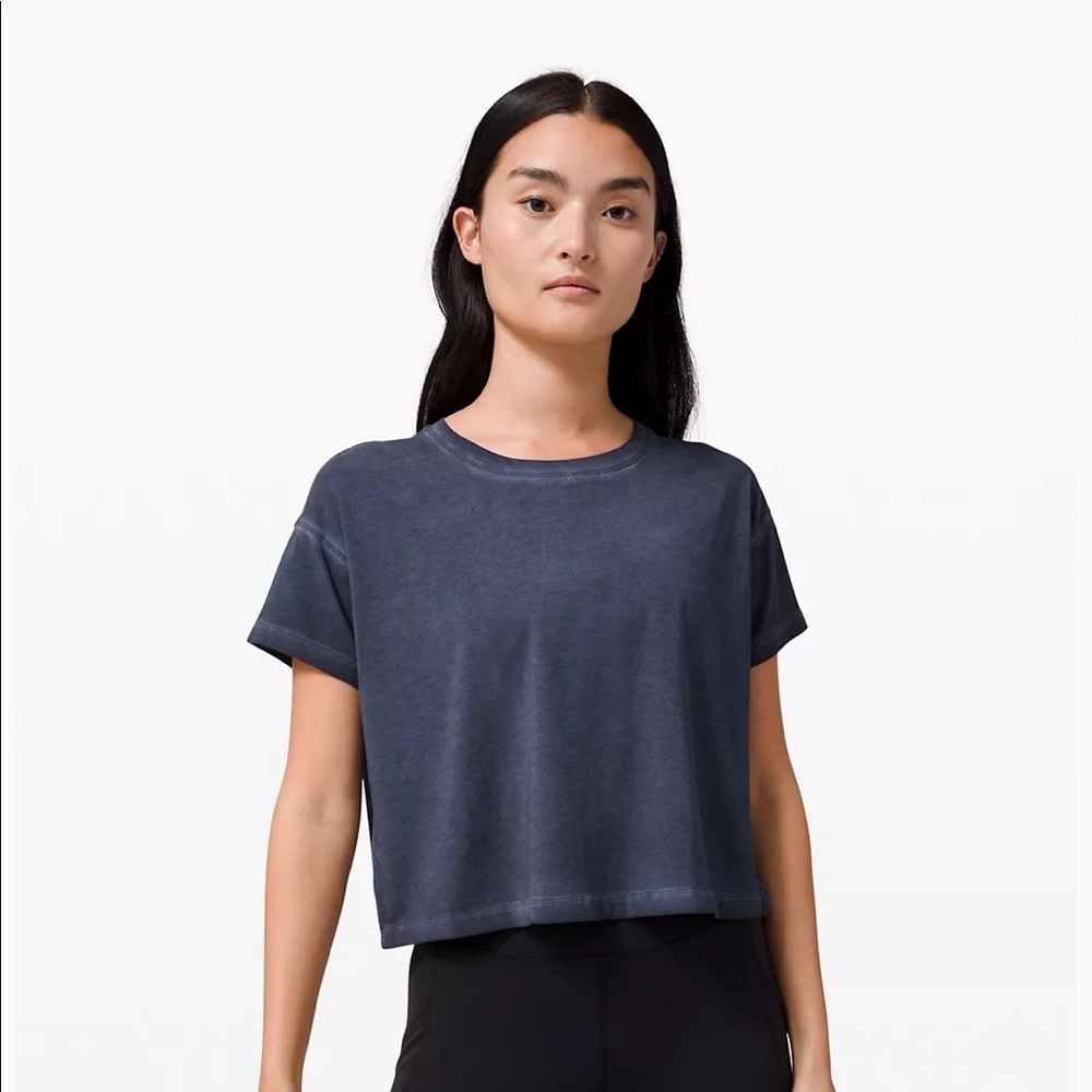 NWT Lululemon Cates Tee Fade